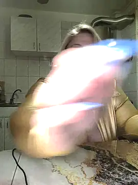 Snapshot of AriannaMilf chatting on February 2026 11:05:02 PM AriannaMilf online show from February 2026 11:05:02 PM