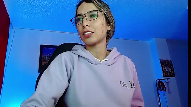 Niky 777 online show from October 2025 06:38:02 PM