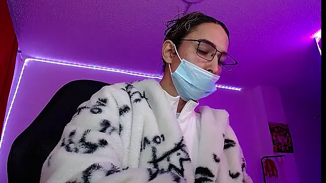 Niky 777 online show from October 2025 01:38:01 AM