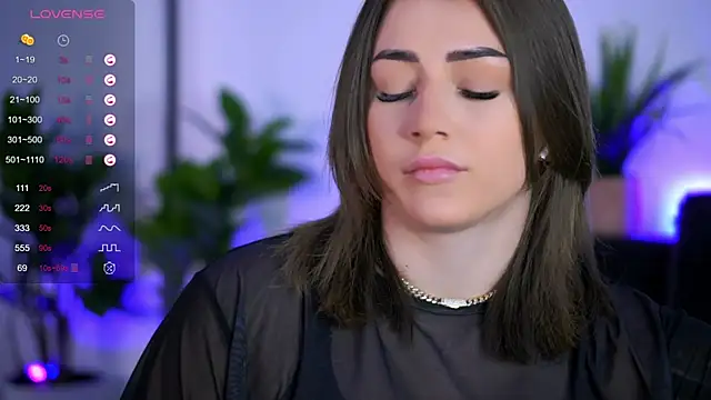 Snapshot of AishaCarter chatting on November 2025 05:58:02 PM AishaCarter online show from November 2025 05:58:02 PM