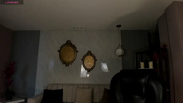 AlessiaCorleone  online show from September 2025 05:16:02 PM