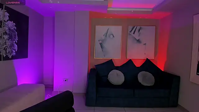 AlessiaCorleone  online show from January 2026 08:22:01 PM