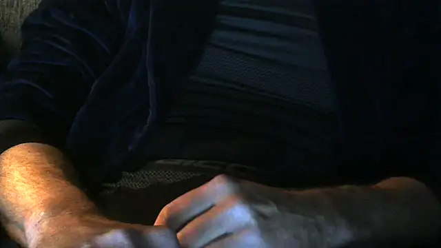 Yummybooblover online show from December 2024 05:23:02 PM