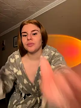 alexababy online show from November 2025 10:48:02 AM