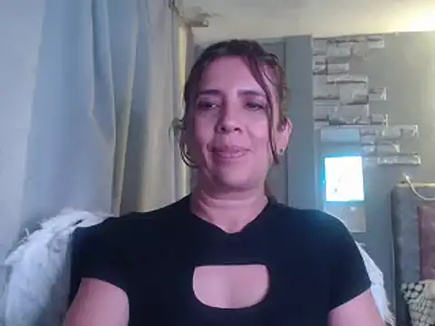 Snapshot of Victoria_meester chatting on December 2024 10:56:01 PM Victoria meester online show from December 2024 10:56:01 PM