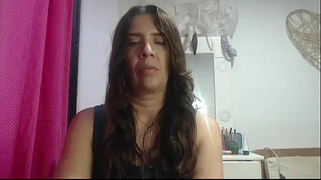 Snapshot of Victoria_meester chatting on January 2025 09:29:02 PM Victoria meester online show from January 2025 09:29:02 PM