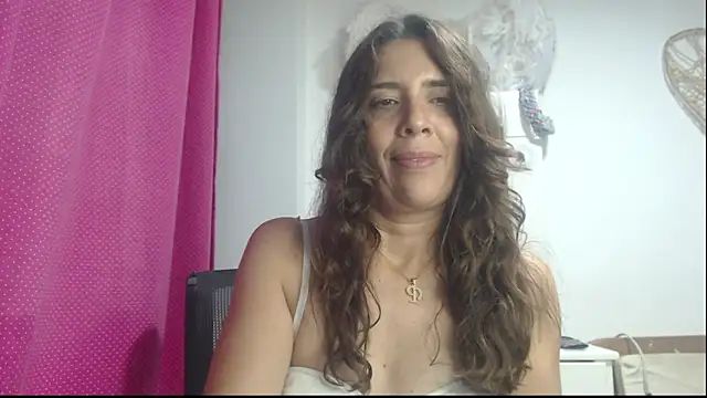 Snapshot of Victoria_meester chatting on February 2025 11:55:02 PM Victoria meester online show from February 2025 11:55:02 PM
