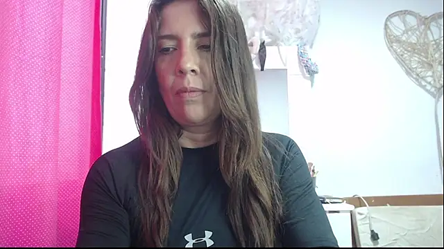 Snapshot of Victoria_meester chatting on February 2025 04:00:02 PM Victoria meester online show from February 2025 04:00:02 PM