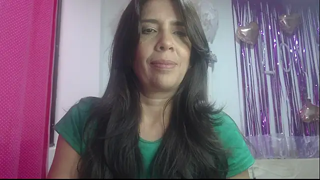 Snapshot of Victoria_meester chatting on February 2025 10:15:02 PM Victoria meester online show from February 2025 10:15:02 PM