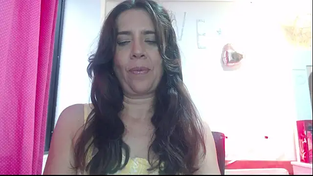 Snapshot of Victoria_meester chatting on March 2025 09:26:01 PM Victoria meester online show from March 2025 09:26:01 PM