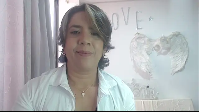 Snapshot of Victoria_meester chatting on September 2025 03:01:01 PM Victoria meester online show from September 2025 03:01:01 PM