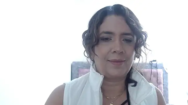 Victoria meester online show from June 2026 02:38:01 PM