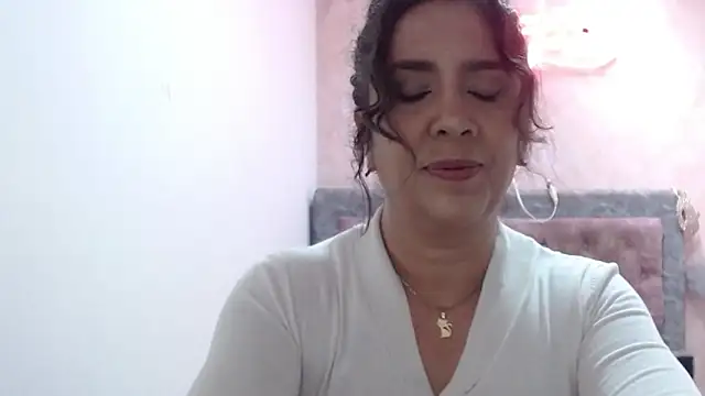 Victoria meester online show from June 2026 01:56:01 PM
