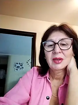 Snapshot of AlbinaXPretty chatting on September 2025 07:24:02 AM AlbinaXPretty online show from September 2025 07:24:02 AM