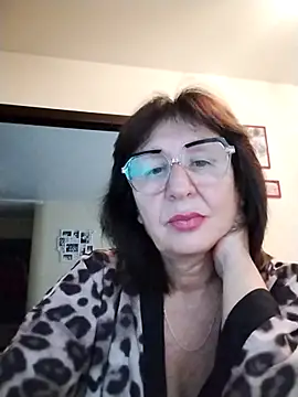 Snapshot of AlbinaXPretty chatting on October 2025 09:29:01 AM AlbinaXPretty online show from October 2025 09:29:01 AM