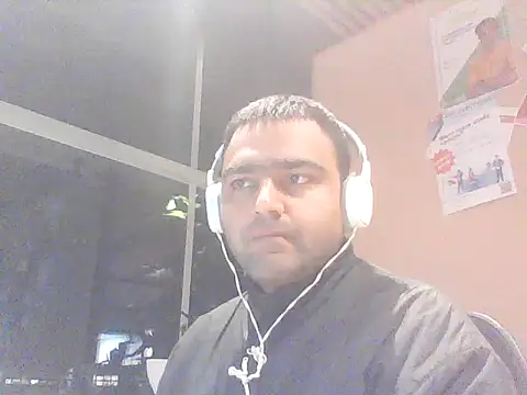 JohnBond009 online show from January 2025 05:13:01 PM