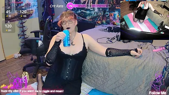 Snapshot of Faye_Wilde chatting on February 2025 04:05:01 AM Faye Wilde online show from February 2025 04:05:01 AM