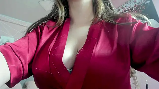 dolly zoe online show from January 2025 04:33:02 AM