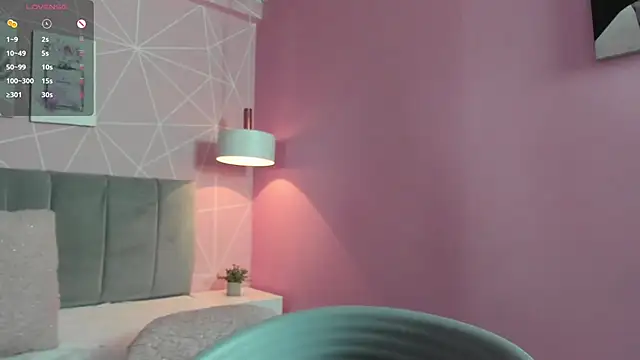 dolly zoe online show from March 2025 08:41:02 AM