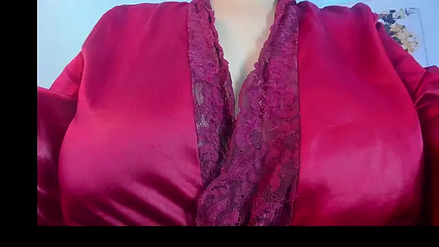 dolly zoe online show from June 2026 06:52:02 AM