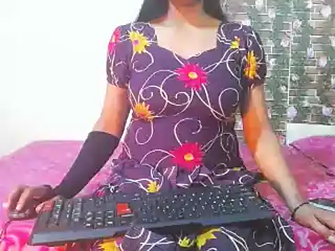 Snapshot of nikitahot3 chatting on March 2025 02:40:01 PM nikitahot3 online show from March 2025 02:40:01 PM