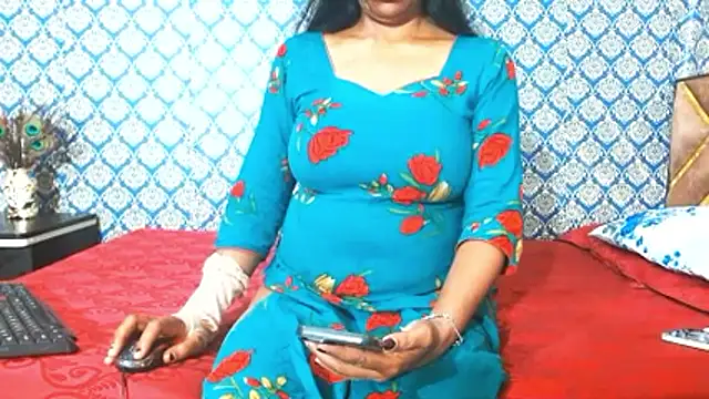 Snapshot of nikitahot3 chatting on October 2025 02:19:01 PM nikitahot3 online show from October 2025 02:19:01 PM