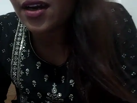 shekira99 online show from October 2025 02:29:01 PM