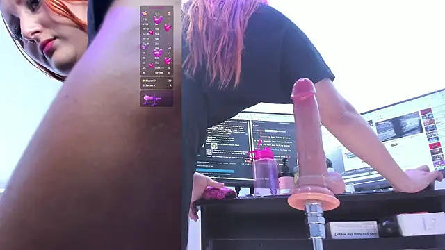 Renatta   online show from December 2024 02:16:01 PM