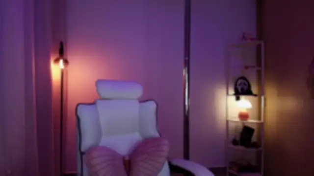 Snapshot of Dakotaa_ chatting on March 2026 01:39:02 AM Dakotaa online show from March 2026 01:39:02 AM