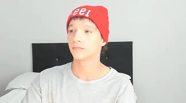 angelcortes online show from February 2025 07:58:02 PM