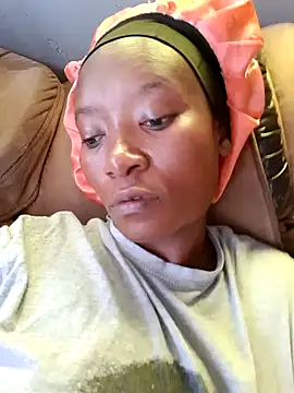 Snapshot of NikkiDickSavage chatting on January 2025 11:26:01 AM NikkiDickSavage online show from January 2025 11:26:01 AM