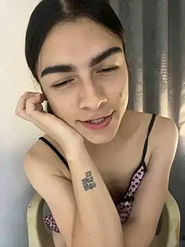 Snapshot of valendoll chatting on March 2025 11:27:01 PM valendoll online show from March 2025 11:27:01 PM