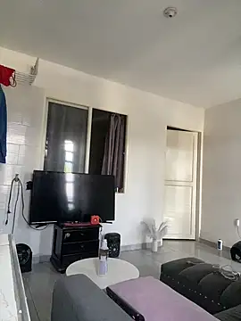 valendoll online show from October 2025 08:31:01 PM