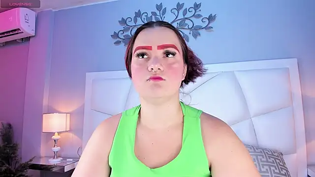 MelanieKlaus online show from January 2025 12:02:02 PM