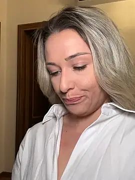 petrouchkaaa  online show from February 2026 08:43:01 AM