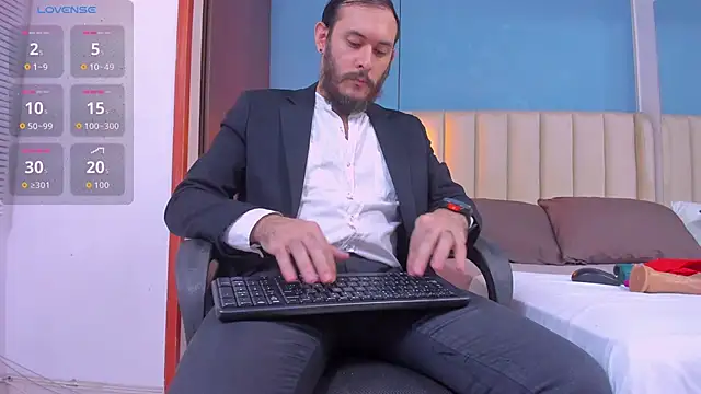 jeanpiere  online show from September 2025 03:33:02 AM