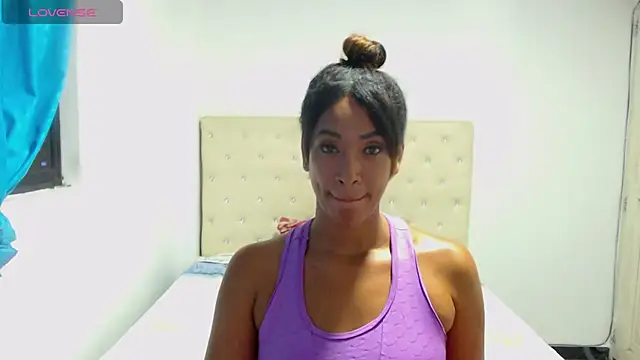 melisacruzz online show from January 2025 01:52:02 AM