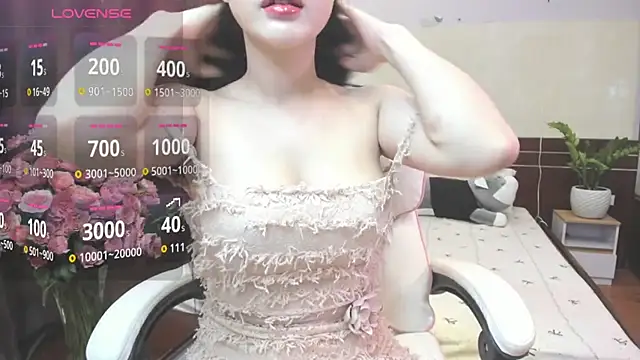 Mimini- online show from November 2025 04:12:02 AM