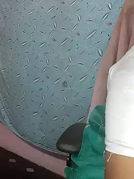 Snapshot of yours-kavaya chatting on December 2024 11:44:01 AM yours-kavaya online show from December 2024 11:44:01 AM