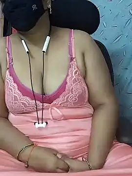 Snapshot of yours-kavaya chatting on January 2025 05:01:01 AM yours-kavaya online show from January 2025 05:01:01 AM