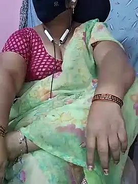 Snapshot of yours-kavaya chatting on January 2025 04:05:01 AM yours-kavaya online show from January 2025 04:05:01 AM