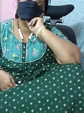 Snapshot of yours-kavaya chatting on January 2025 06:58:02 PM yours-kavaya online show from January 2025 06:58:02 PM