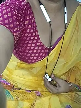 Snapshot of yours-kavaya chatting on March 2025 10:46:01 AM yours-kavaya online show from March 2025 10:46:01 AM