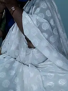 Snapshot of yours-kavaya chatting on March 2025 05:56:01 AM yours-kavaya online show from March 2025 05:56:01 AM