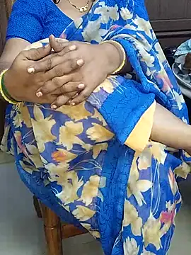 Snapshot of yours-kavaya chatting on October 2025 04:03:02 PM yours-kavaya online show from October 2025 04:03:02 PM