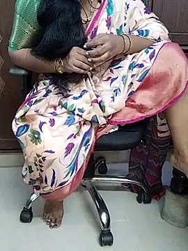 Snapshot of yours-kavaya chatting on November 2025 04:26:02 AM yours-kavaya online show from November 2025 04:26:02 AM