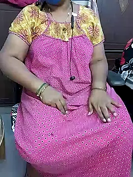 Snapshot of yours-kavaya chatting on November 2025 10:15:02 AM yours-kavaya online show from November 2025 10:15:02 AM