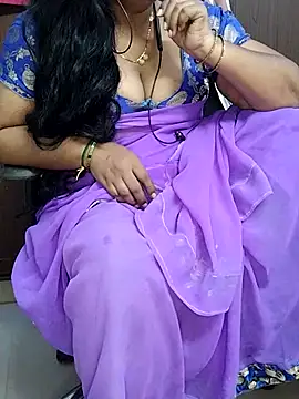 Snapshot of yours-kavaya chatting on November 2025 04:19:01 PM yours-kavaya online show from November 2025 04:19:01 PM