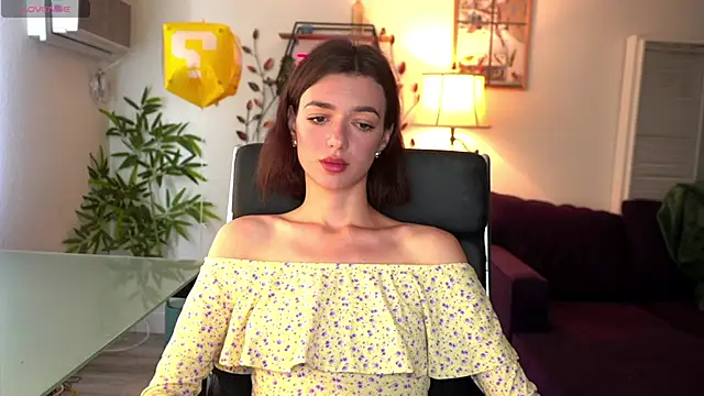 olivia jeas online show from April 2026 08:58:02 PM