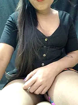Snapshot of Roshni_98 chatting on July 2026 01:24:02 PM Roshni 98 online show from July 2026 01:24:02 PM